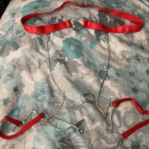 New ❤️ garter - Picture 4 of 4